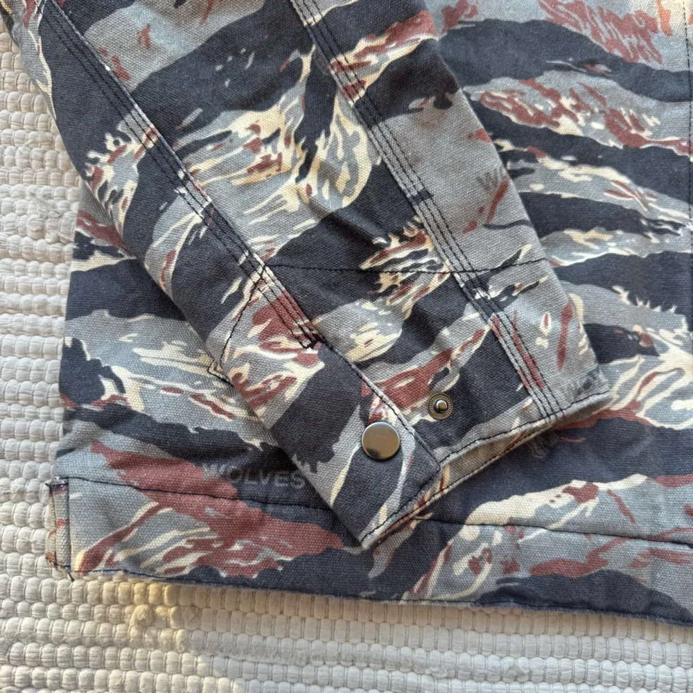 Darc Sport “Hard Work” Zip Jacket – Coffee Tiger Wolf Camo – Size S